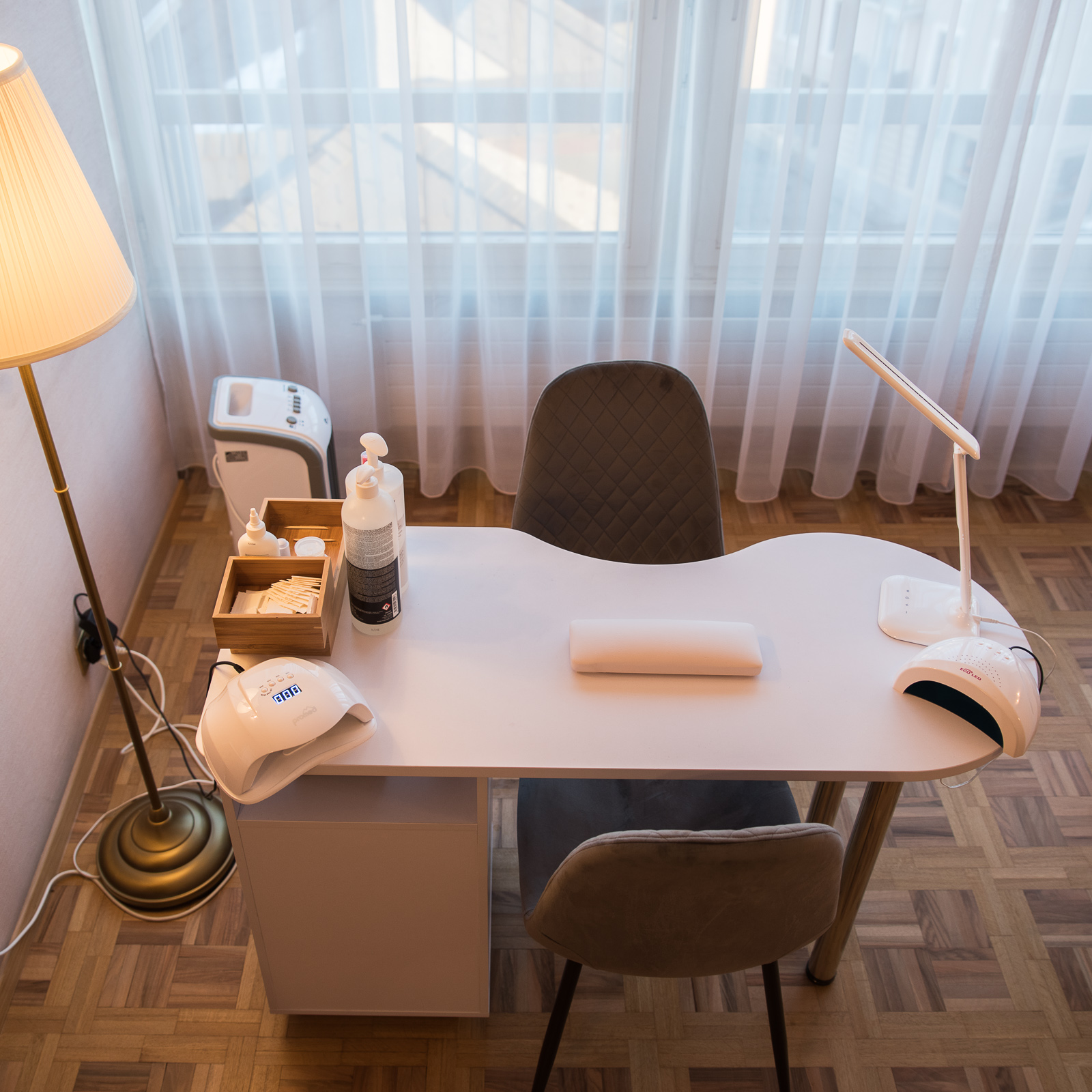 Table manucure
